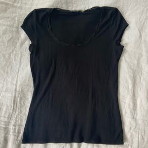 Tahari short sleeve top - black (Sz M)
